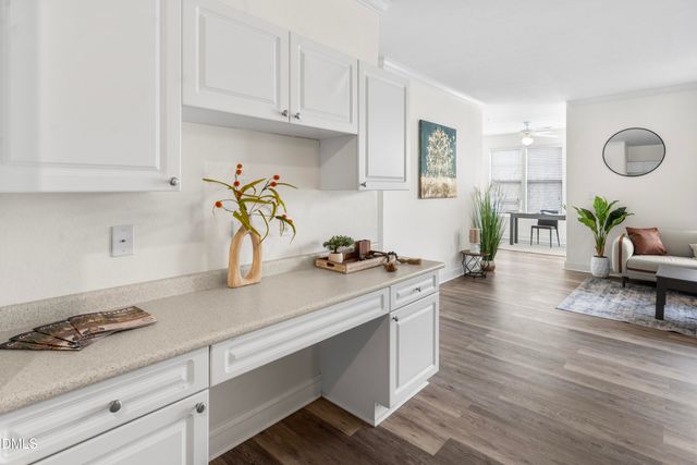 1922 Parkside Village Drive, Clayton, NC 27520