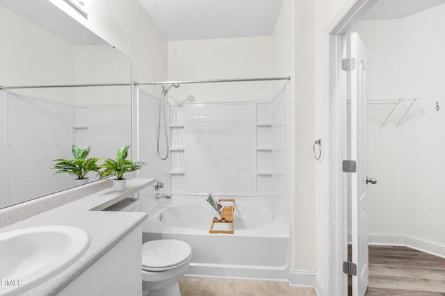 1922 Parkside Village Drive, Clayton, NC 27520