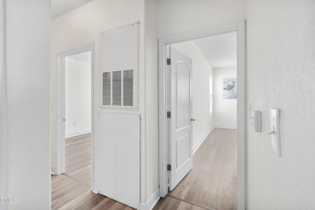 1922 Parkside Village Drive, Clayton, NC 27520