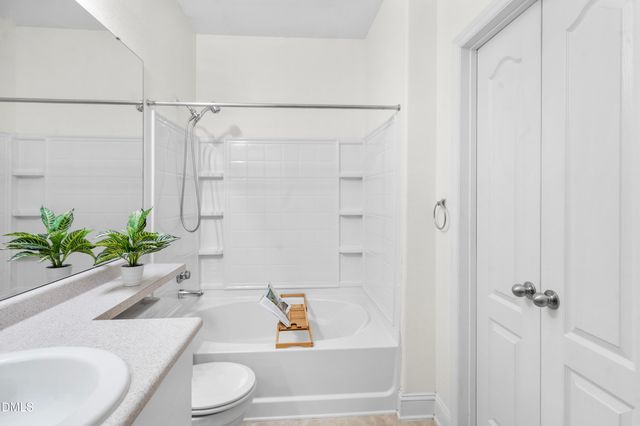 1922 Parkside Village Drive, Clayton, NC 27520