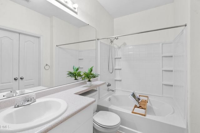 1922 Parkside Village Drive, Clayton, NC 27520