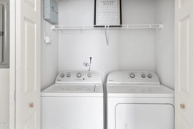 1922 Parkside Village Drive, Clayton, NC 27520