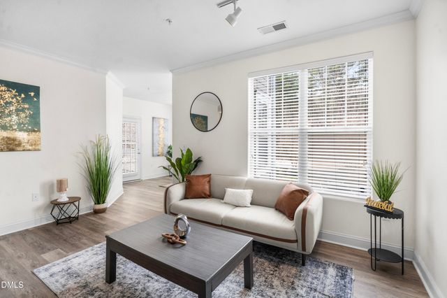 1922 Parkside Village Drive, Clayton, NC 27520