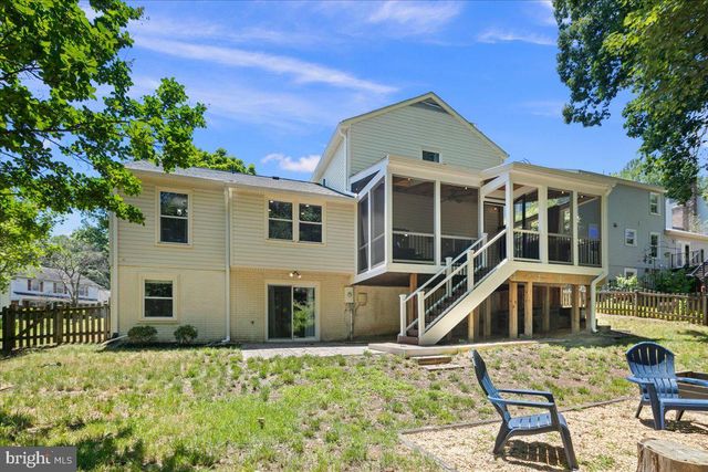 7588 WOODSTOWN DR, Springfield, VA 22153