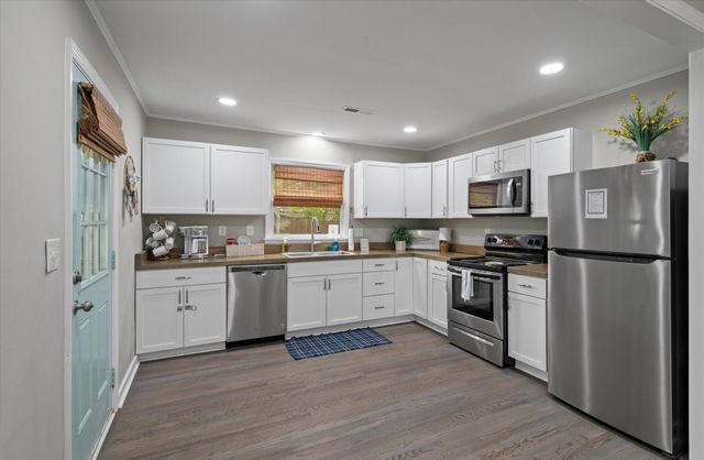 5736 Allison Avenue, Hanahan, SC 29410