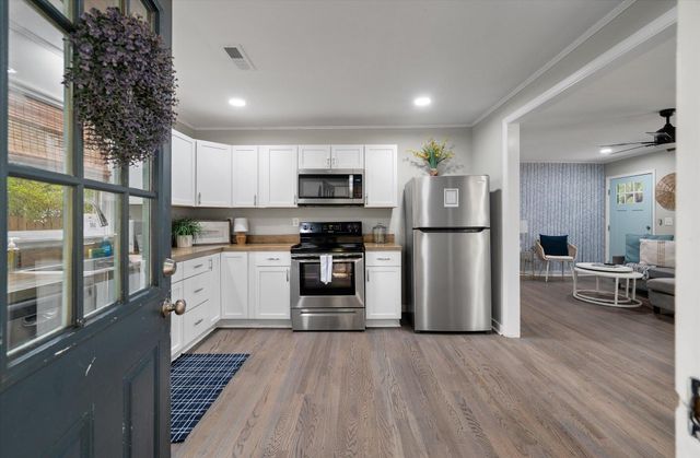 5736 Allison Avenue, Hanahan, SC 29410