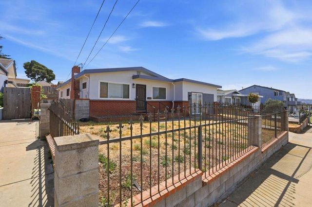 1140 Palm Avenue, Seaside, CA 93955