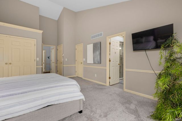 16187 Oak Hill Boulevard, Granger, IN 46530