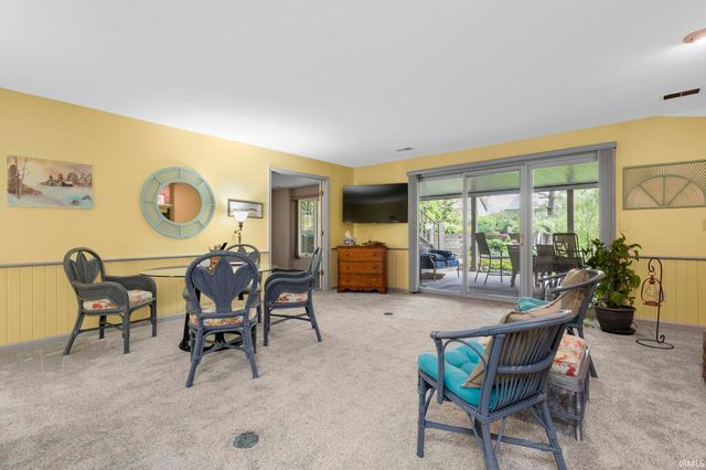 16187 Oak Hill Boulevard, Granger, IN 46530