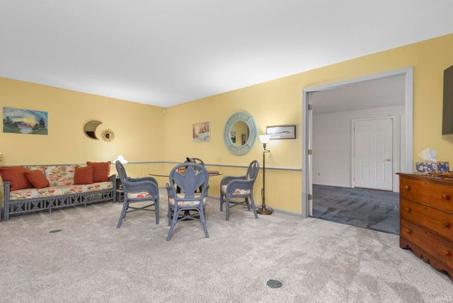 16187 Oak Hill Boulevard, Granger, IN 46530