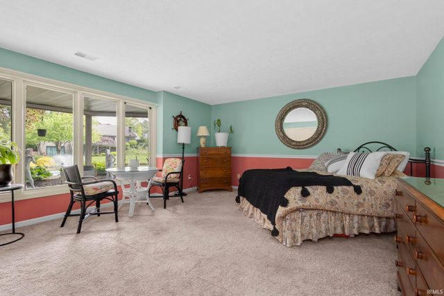 16187 Oak Hill Boulevard, Granger, IN 46530