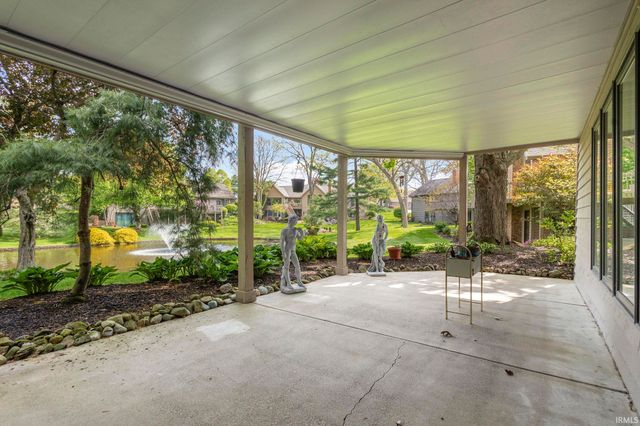 16187 Oak Hill Boulevard, Granger, IN 46530
