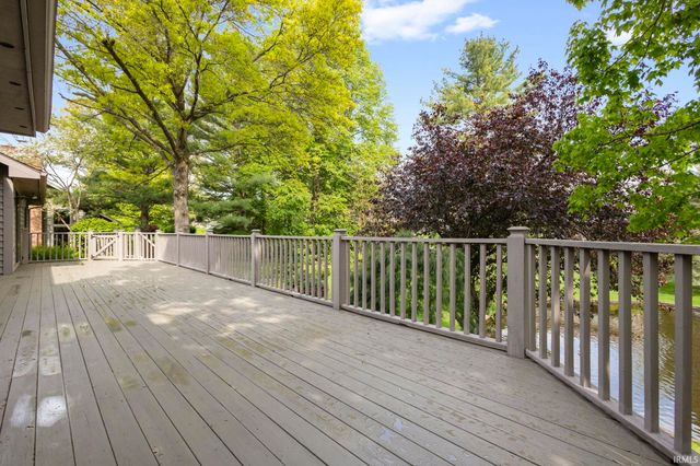 16187 Oak Hill Boulevard, Granger, IN 46530