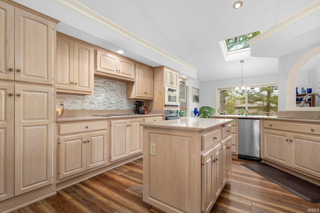 16187 Oak Hill Boulevard, Granger, IN 46530