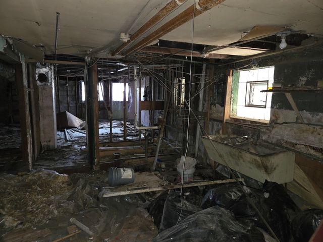 8408 S BAKER Avenue, Chicago, IL 60617