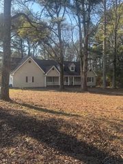 1091 Harbins Road, Dacula, GA 30019