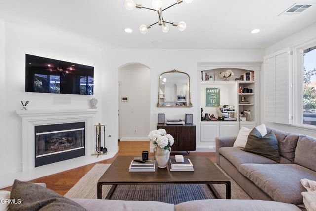 14383 Laurel Lane, Moorpark, CA 93021