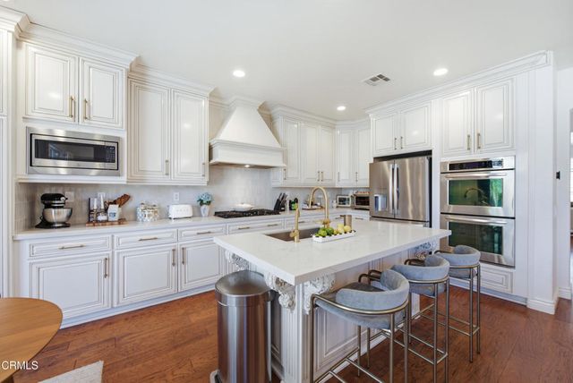14383 Laurel Lane, Moorpark, CA 93021