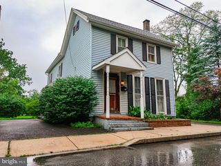 7 S JACKSON ST, Strasburg, PA 17579