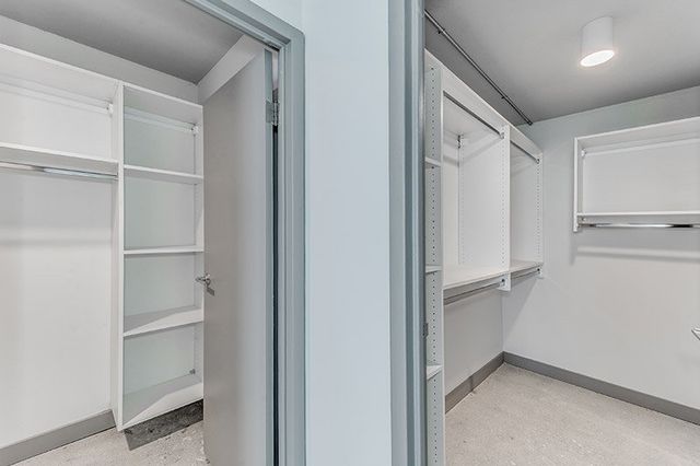 2233 S Highland Avenue H0801, Lombard, IL 60148