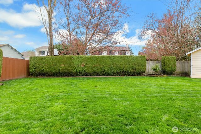 3120 Chelsea Lane, Enumclaw, WA 98022