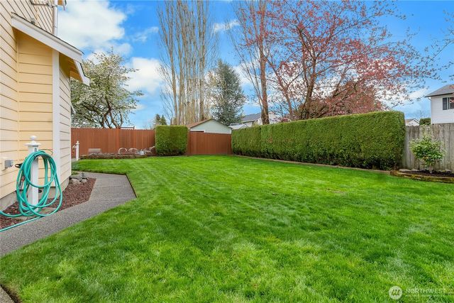 3120 Chelsea Lane, Enumclaw, WA 98022