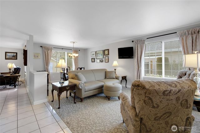 3120 Chelsea Lane, Enumclaw, WA 98022
