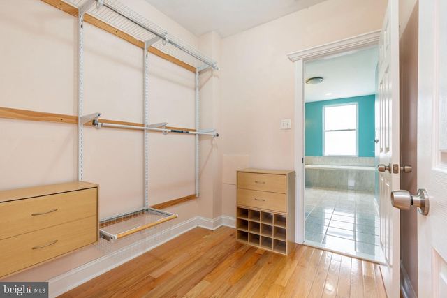 1013 S 19TH ST, Philadelphia, PA 19146