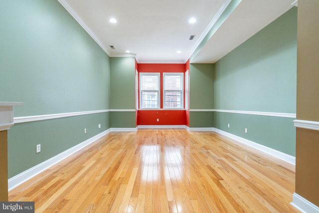 1013 S 19TH ST, Philadelphia, PA 19146