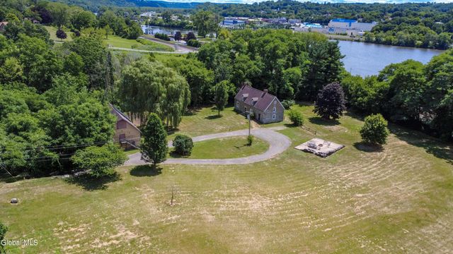9 Frey Drive, Palatine Bridge, NY 13428