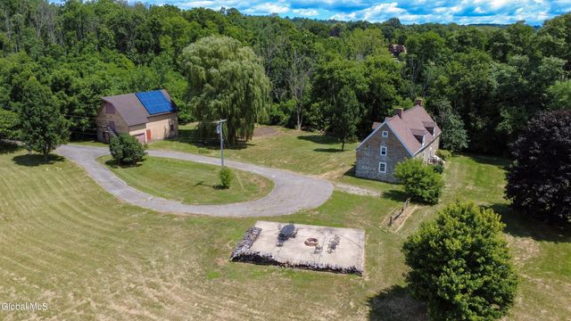 9 Frey Drive, Palatine Bridge, NY 13428