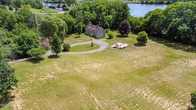 9 Frey Drive, Palatine Bridge, NY 13428