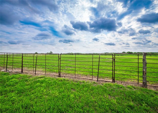 877 County Road 455, Coupland, TX 78615