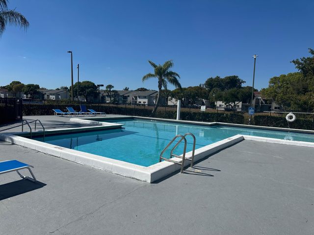 1162 Lake Terry Drive A, West Palm Beach, FL 33411