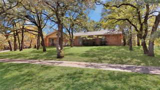 3925 Trisha Val Court, Arlington, TX 76016