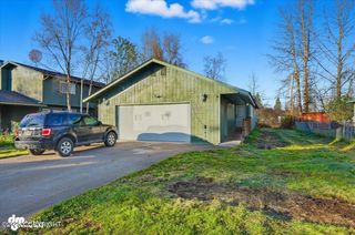 6521 E 10th Avenue, Anchorage, AK 99504