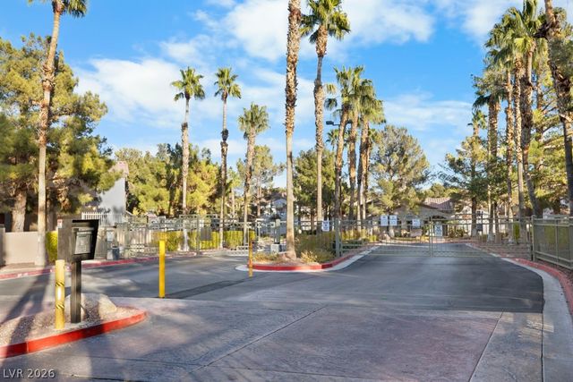2130 Sealion Drive 207, Las Vegas, NV 89128