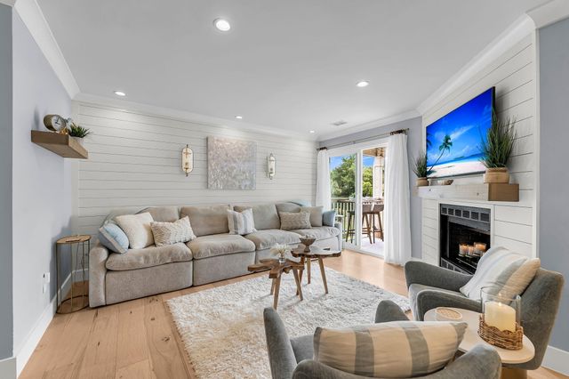 1481 Center Street Extension 204, Mount Pleasant, SC 29464