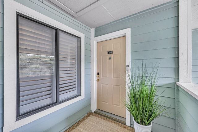 1481 Center Street Extension 204, Mount Pleasant, SC 29464