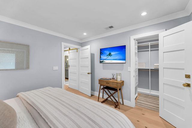 1481 Center Street Extension 204, Mount Pleasant, SC 29464