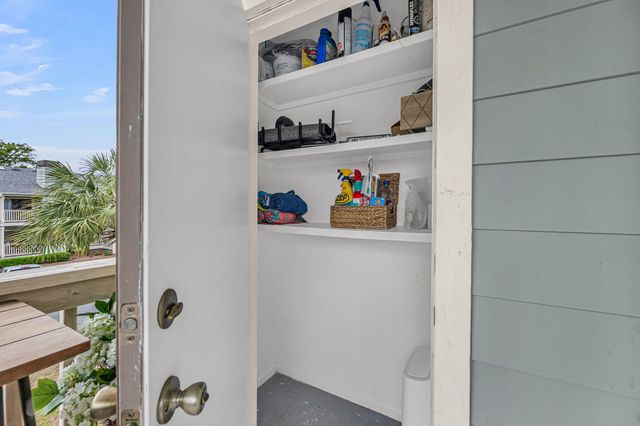1481 Center Street Extension 204, Mount Pleasant, SC 29464