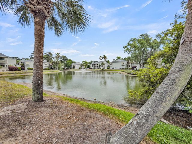 1481 Center Street Extension 204, Mount Pleasant, SC 29464