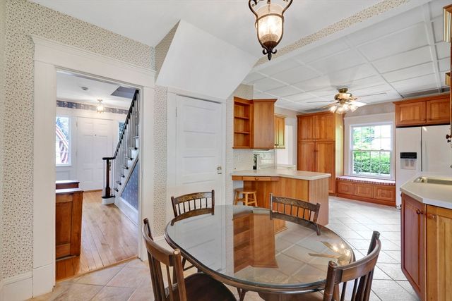 32 Spruce Street, Westfield, MA 01085