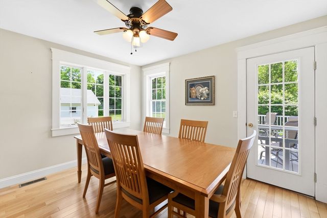 32 Spruce Street, Westfield, MA 01085