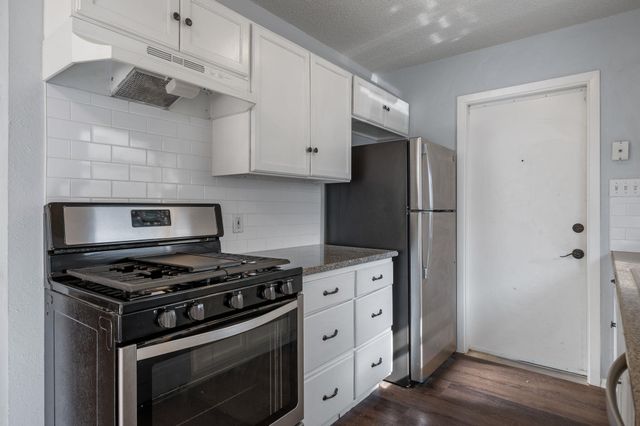 6504 Clubway LN, Austin, TX 78745