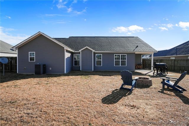 2220 Sir Michael Drive, Hope Mills, NC 28348