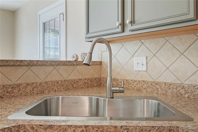 2220 Sir Michael Drive, Hope Mills, NC 28348