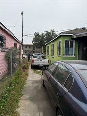105 W Cypress, Compton, CA 90220