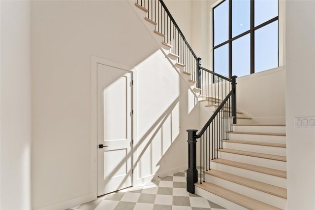 1458 Oak Tree Drive, Houston, TX 77055