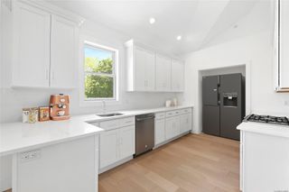 21 Montauk Hwy #11 11, Westhampton, NY 11977